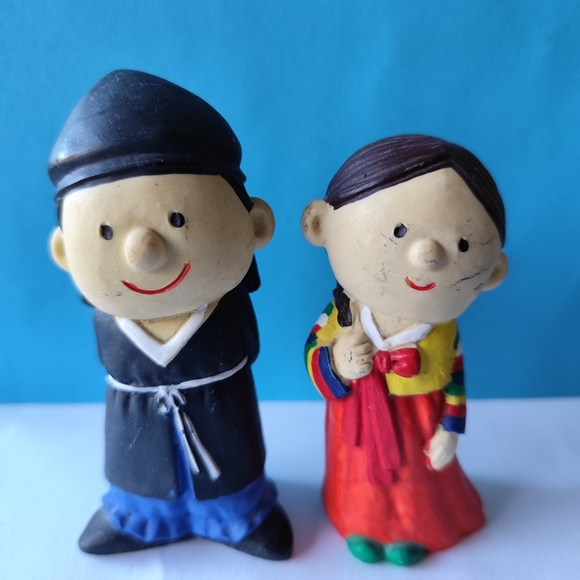 4/$50⭐️Vintage Hand Painted Traditional Korean Wedding Couple Figurines - Picture 1 of 6